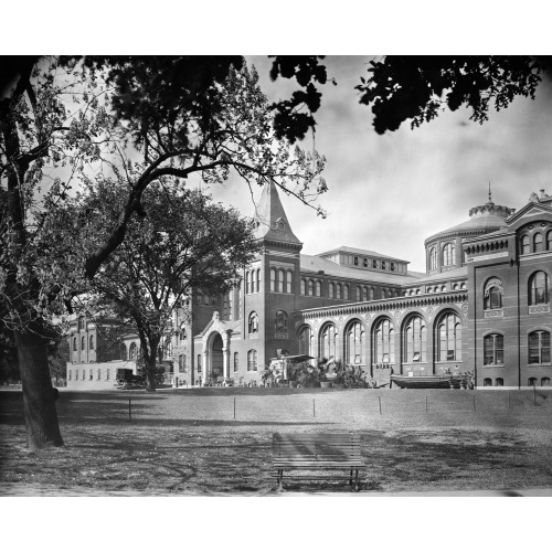 Old National Museum, Smithsonian Institution, Washington, D.C., circa 1918-1920