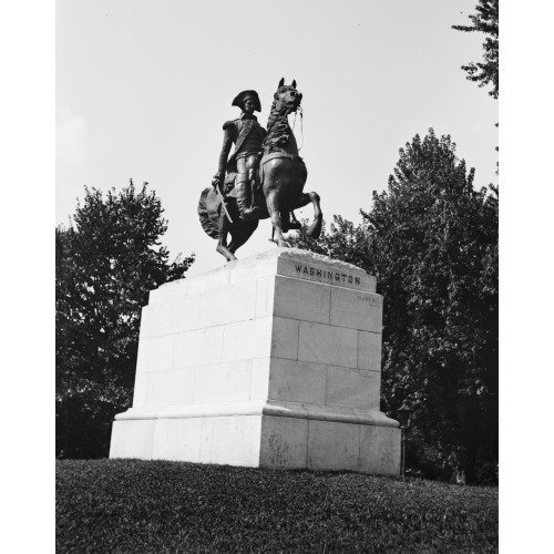 Washington Statue, circa 1918