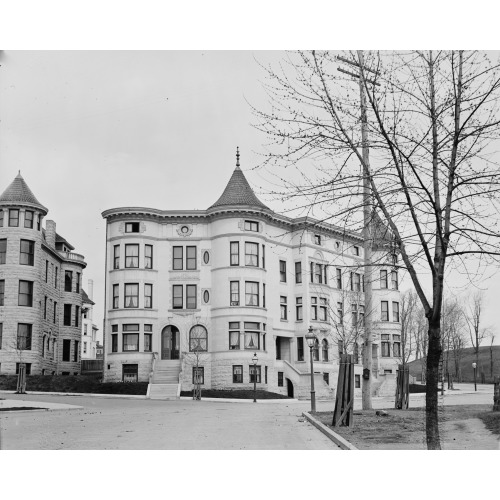 House Of Jas. Wilson, Conn. Ave., Washington, D.C., circa 1918