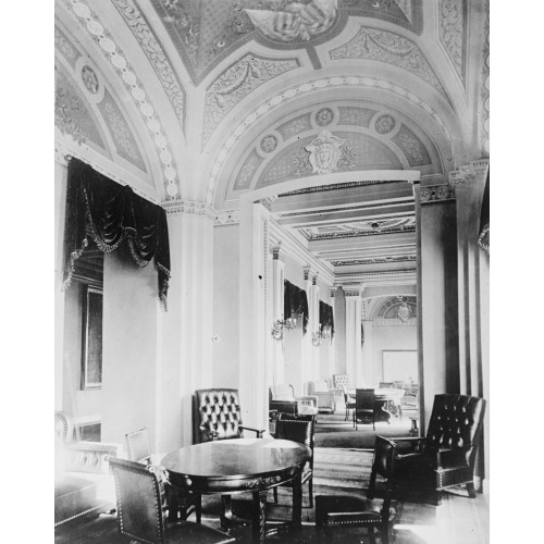 Speaker's Lounge, circa 1918