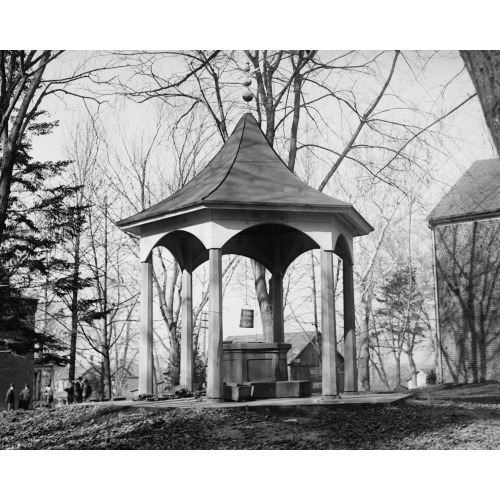 Old Well, Fairfax Court House, Va., circa 1918