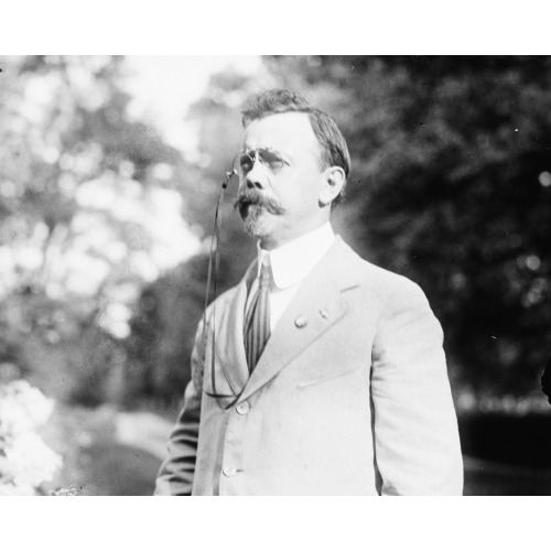 Walt Olim?, circa 1918