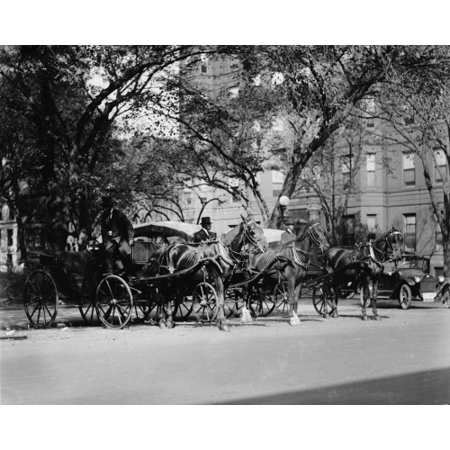 Car Stand, McPherson Sq., Washington, D.C.