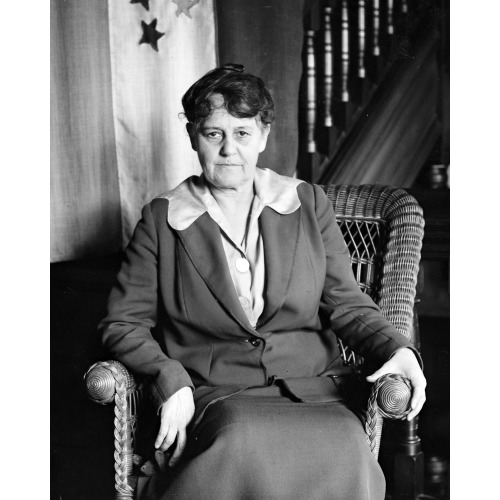 Lillian H. Kerr, circa 1918