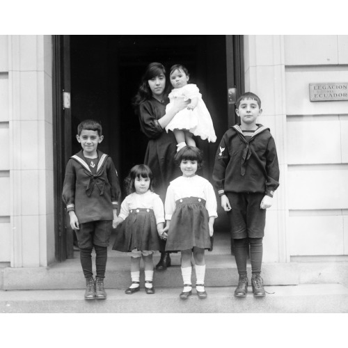 Elizalde Children, 1919