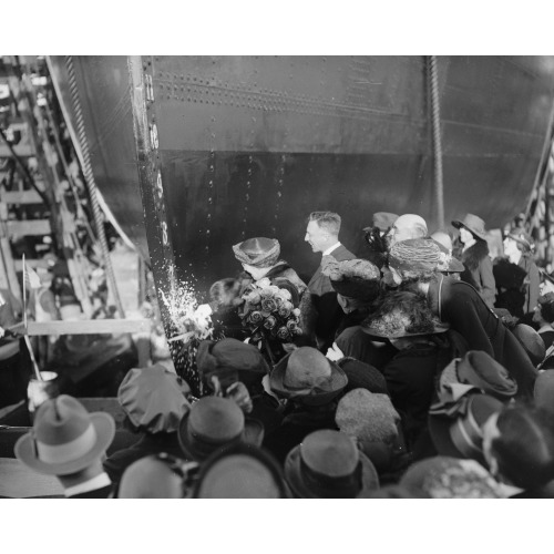 Va. Ship Launching Of Annie E. Morse