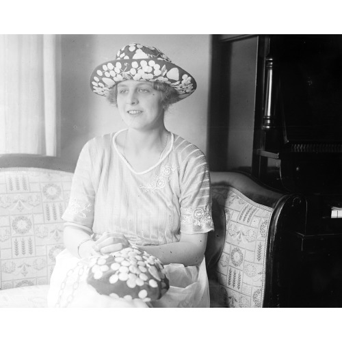 Madam A.I. Benlevsky, 1920
