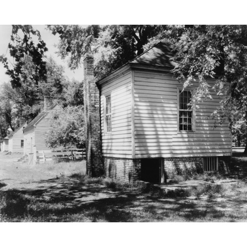 Residence, Cabin, On James River, Tuckahoe Plantation, Goochland County, Virginia, circa 1900