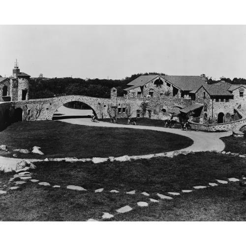 Surprise Valley Farm, Arthur Curtiss James Property, Beacon Hill Road, Newport, Rhode Island...