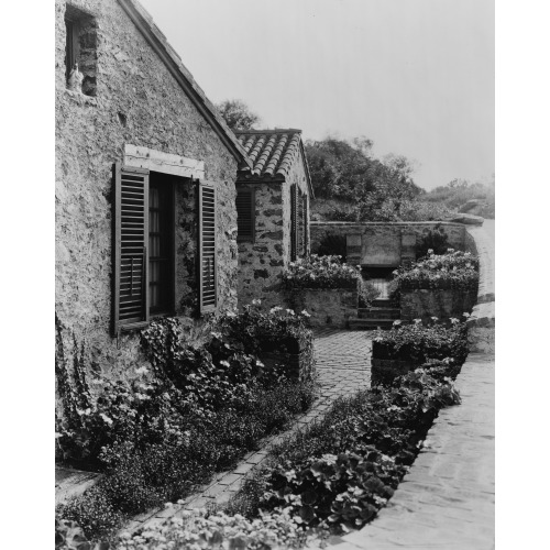 Surprise Valley Farm, Arthur Curtiss James Property, Beacon Hill Road, Newport, Rhode Island...