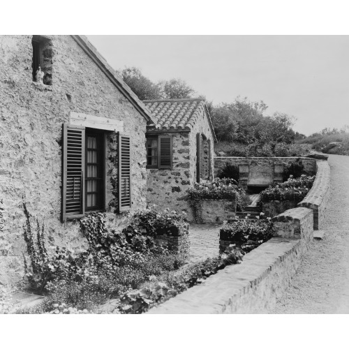 Surprise Valley Farm, Arthur Curtiss James Property, Beacon Hill Road, Newport, Rhode Island...