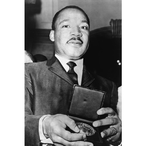 Dr. Martin Luther King With Medallion From Mayor Wagner, 1964