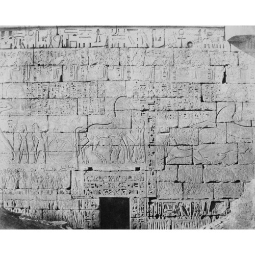 Medinet-Abou (Thebes) - Constructions Posterieures - Fragment De Sculptures Sur La Face...