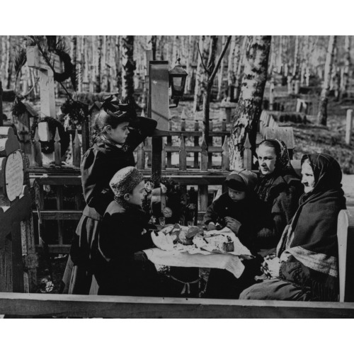 Lunching With The Dead, Petrograd, Russia, 1919