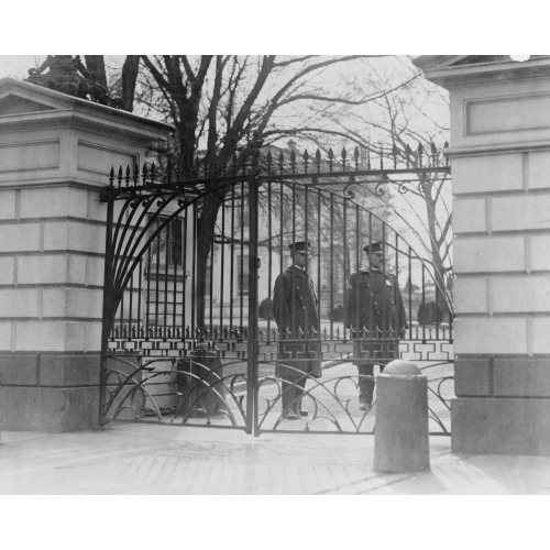 White House Gates - Wilson Adm., circa 1913