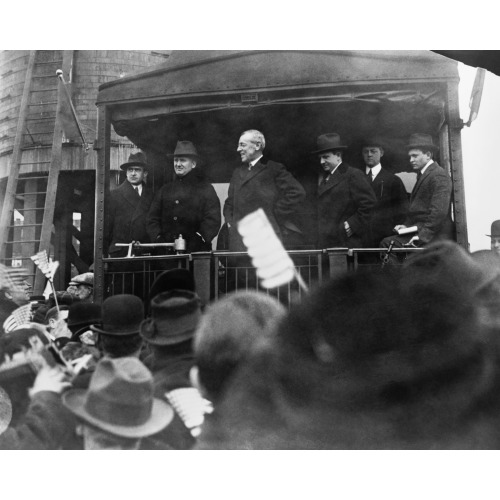 President Woodrow Wilson Speaking To A Crowd From The Back Of A Train, January, 1916