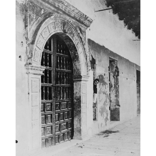 Santo Domingo, Templo De La Luna, circa 1895