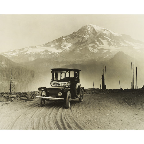 Detroit Electric Auto On Promotional Tour Through Mountains From Seattle To Mt. Rainier
