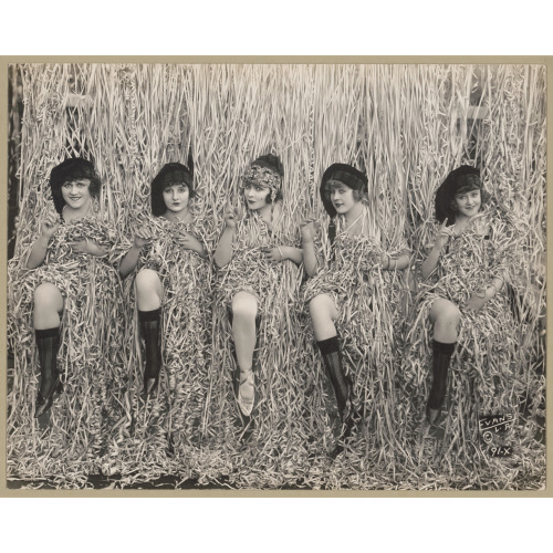 Sennett Girls In Serpentine Confetti, 1918