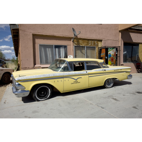Old Taxicab, Seligman, Arizona