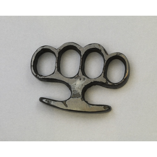 Photograph of Brass Knuckles Carried By Lincoln Bodyguards, 2007