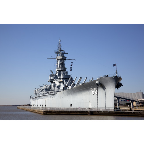USS Alabama (Bb-60), Mobile Bay, Alabama, 2010