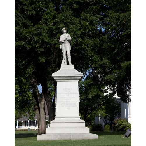 Confederate Statue In Historic Tuscumbia, Alabama
