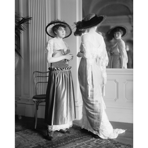 National Style Show Models, 1914